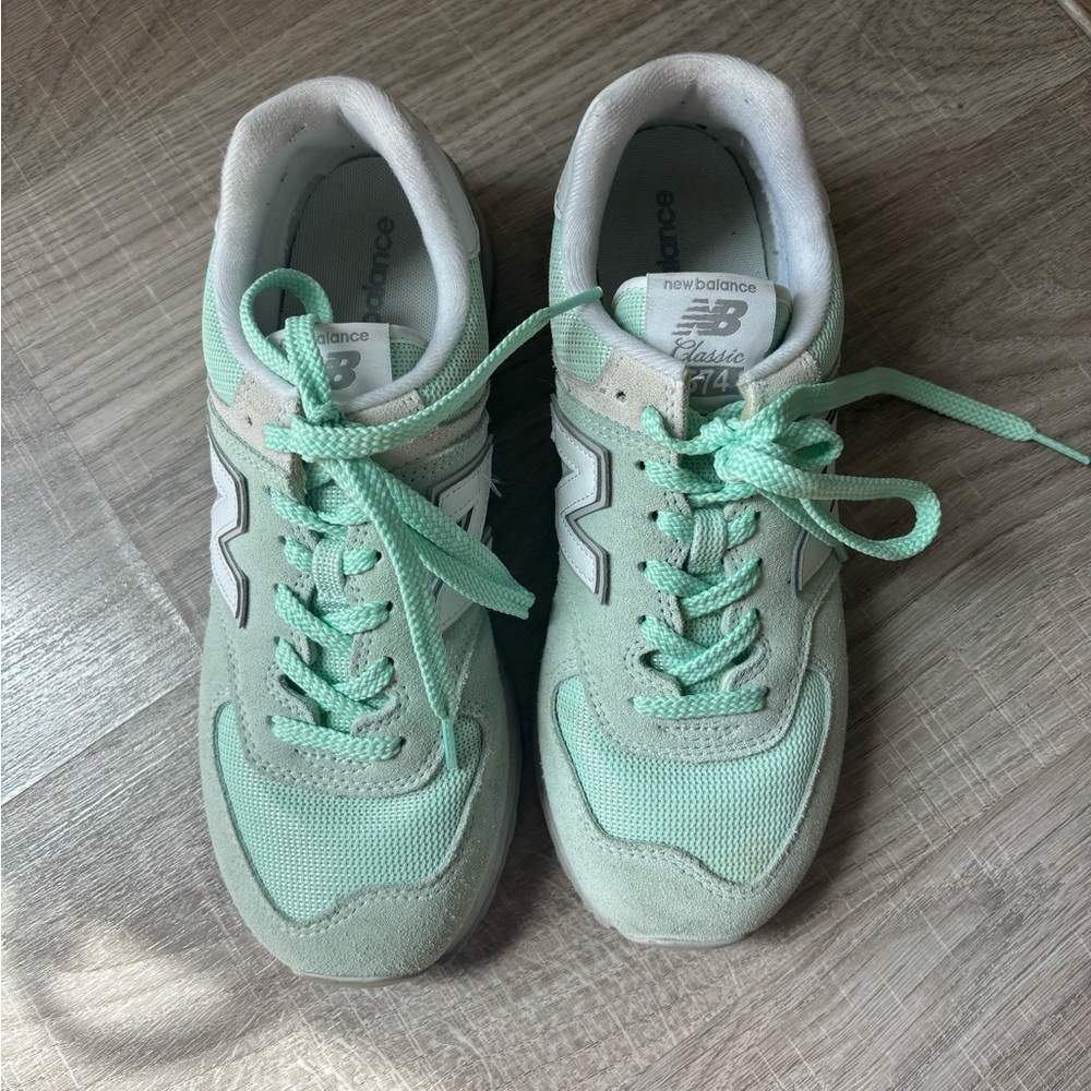 New Balance 574